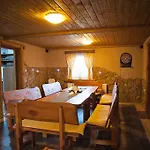 Privat Veternik Holiday home *